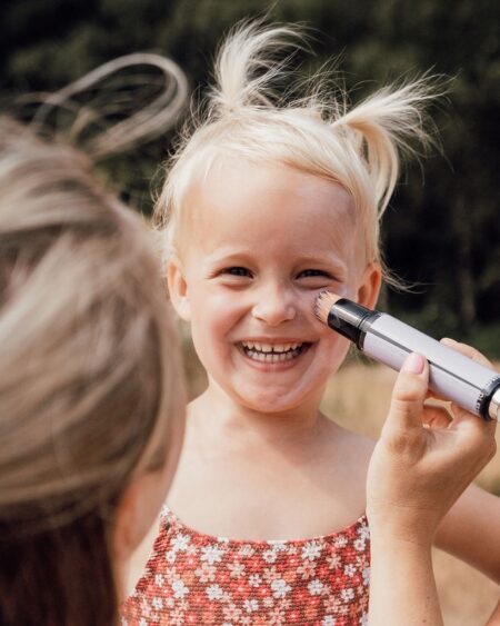 Sun Brush - Hervulbare zonnecrème borstel